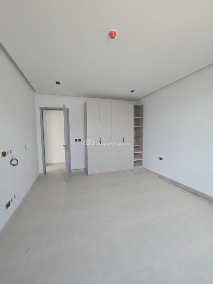 Elegant 3 Bedroom Apartment +gym, Pool & Elevator, Lekki Phase 1, Lekki, Lagos, Flat / Apartment for Sale