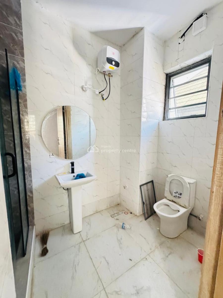 Fully Serviced 2-bedroom Apartment, Ologolo, Lekki, Lagos, Flat / Apartment for Rent