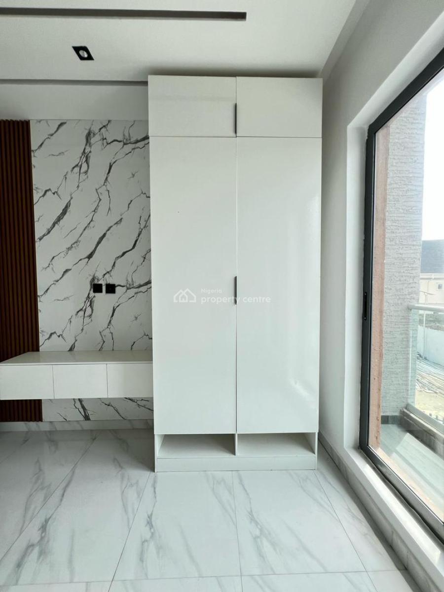 Contemporary 2 Bedroom Apartment with Swimming Pool, Gym & Elevator, Ikate, Lekki, Lagos, Flat / Apartment for Sale