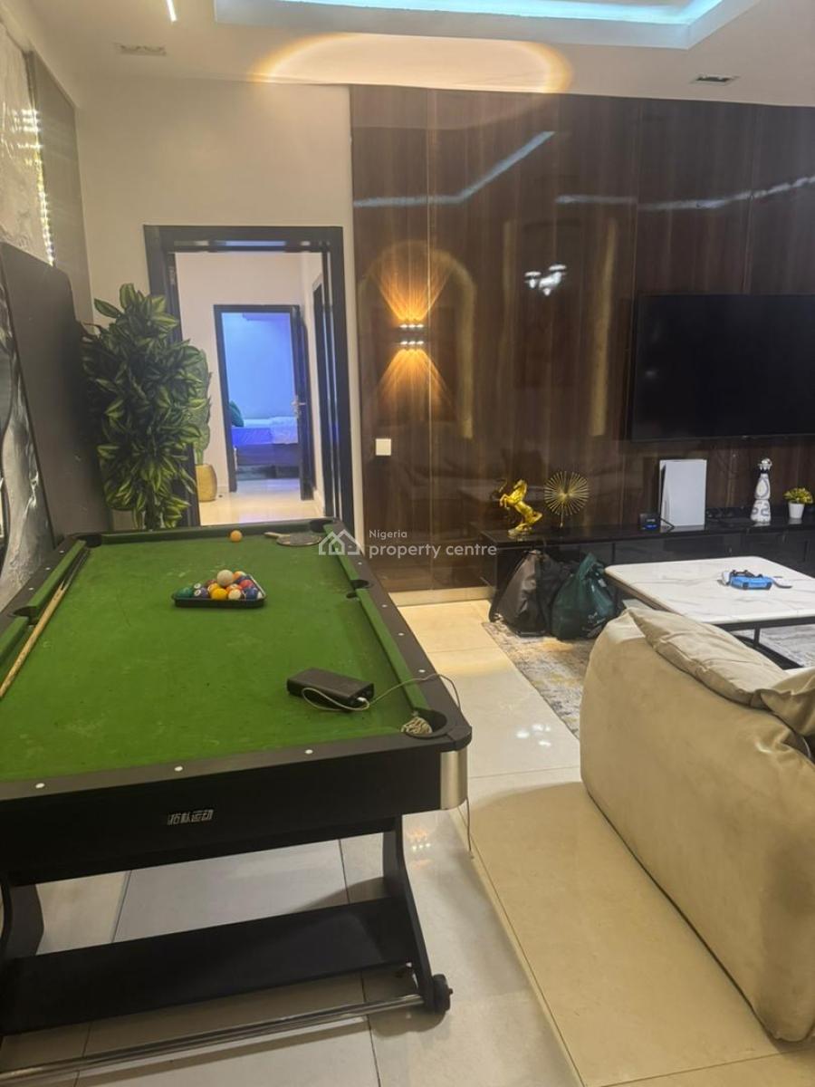 Furnished 2 Bedrooms Pent Floor, Lekki Phase 1, Lekki, Lagos, Flat / Apartment for Rent