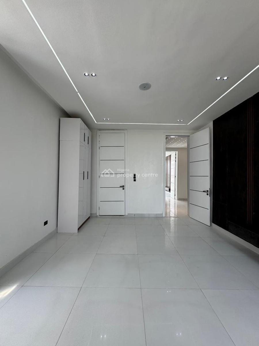 Exclusive 6bedroom Fully Detached Duplex +pool &gym in a Secure Estate, Chevron, Lekki, Lagos, Detached Duplex for Sale