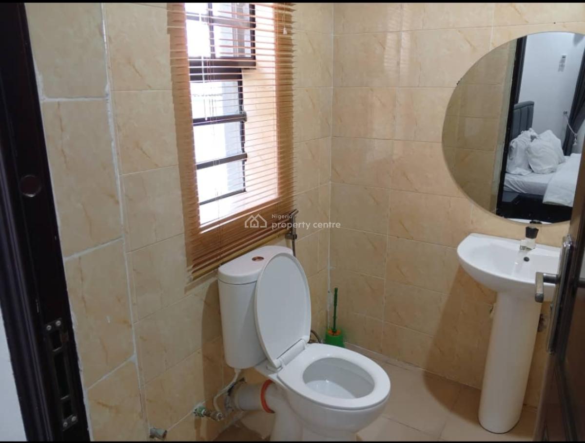 Fine 1 Bedroom Fully Serviced Apartments, Adeniyi Jones Road, Ikeja, Lagos, Flat / Apartment Short Let