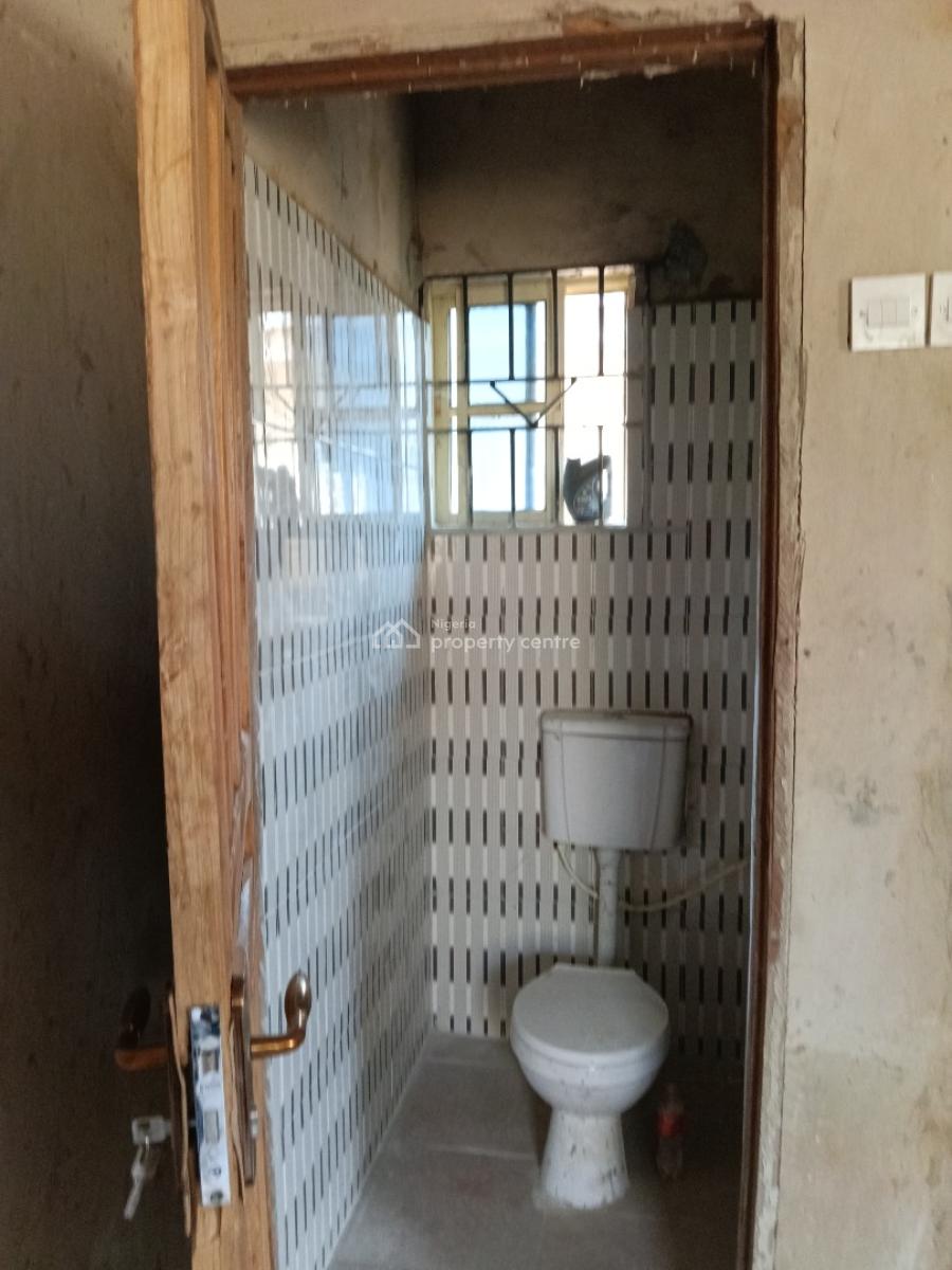 Spacious 1 Bedroom Mini, Igbe Lara,ginti,elepe, Ikorodu, Lagos, Mini Flat (room and Parlour) for Rent