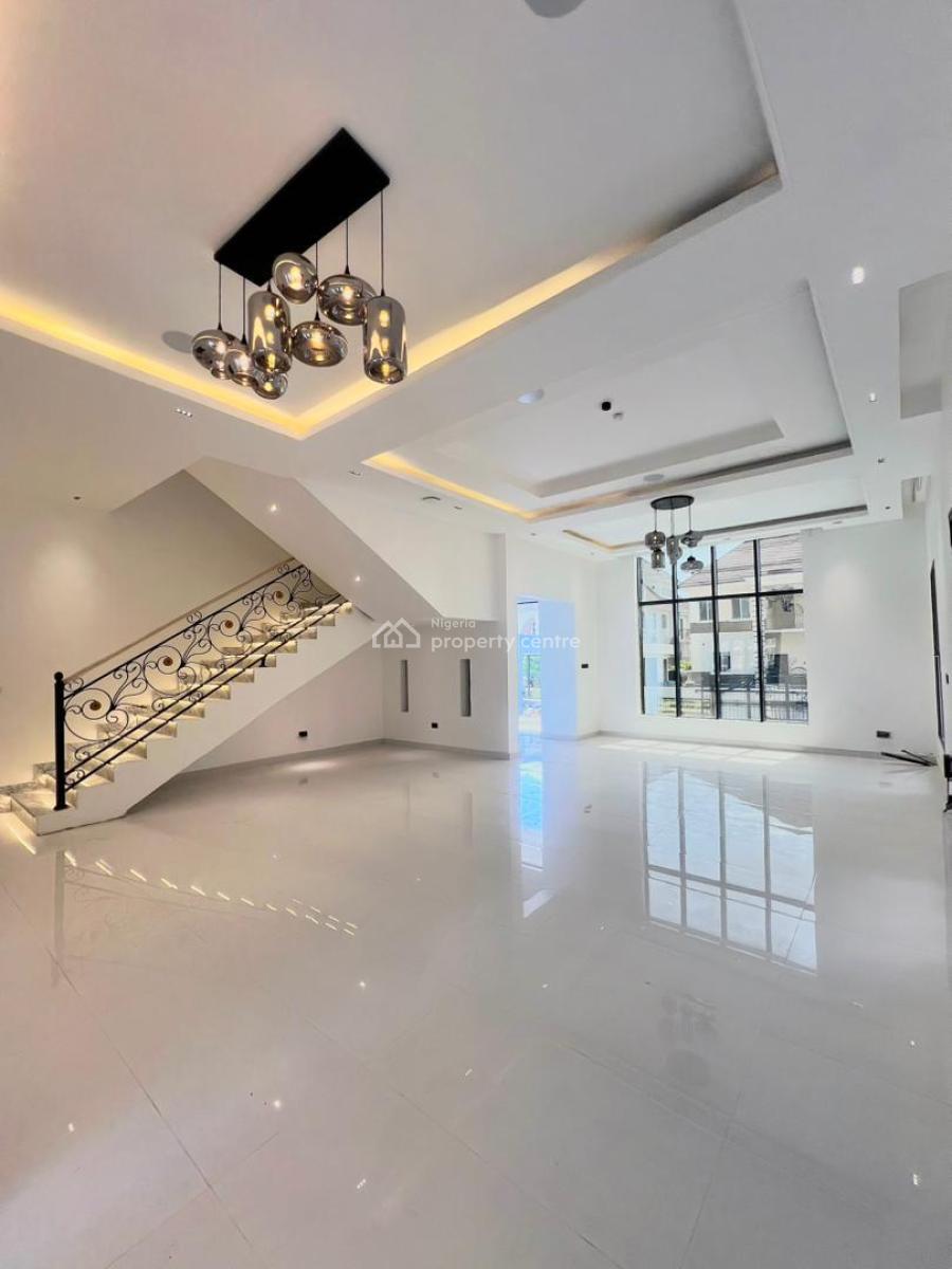 Gorgeous 6bedroom Duplex with 2bqs and a Pool, Osapa, Lekki, Lagos, Detached Duplex for Sale