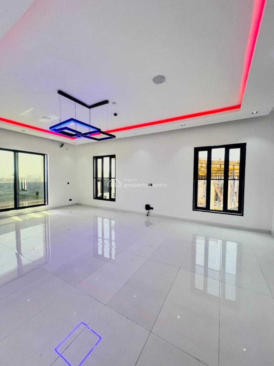 Gorgeous 6bedroom Duplex with 2bqs and a Pool, Osapa, Lekki, Lagos, Detached Duplex for Sale
