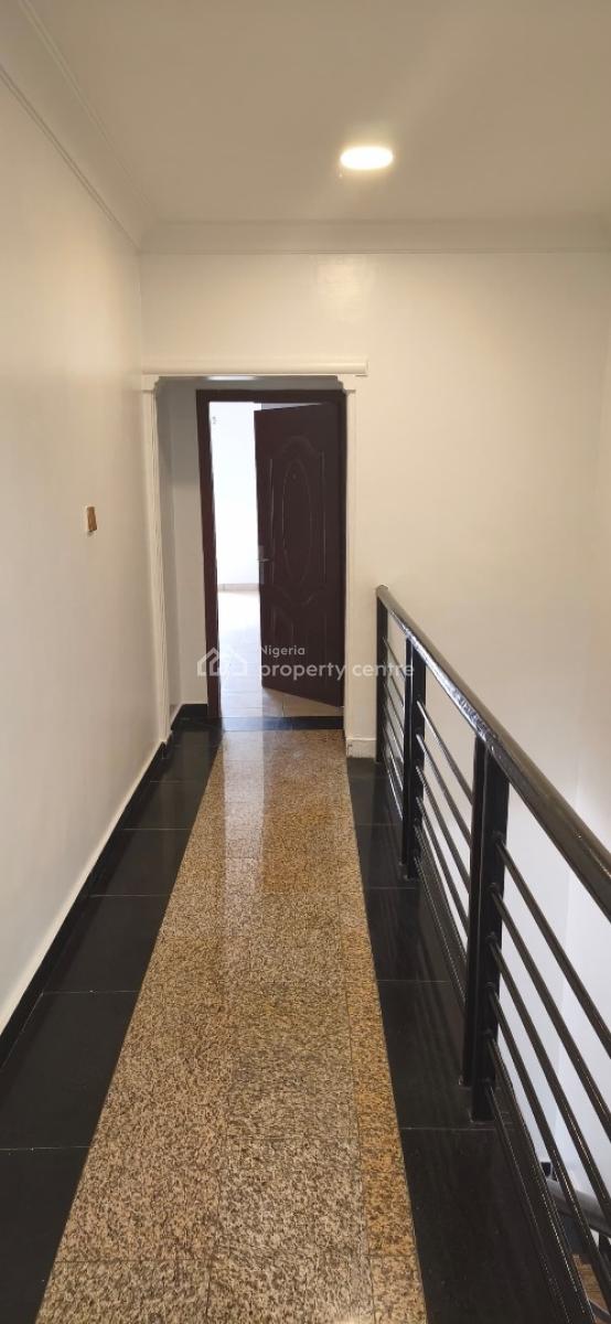 Spacious 4bedroom Fully Serviced Terrace Duplex with Bq, Pool, & Gym, Banana Island, Banana Island, Ikoyi, Lagos, Terraced Duplex for Rent