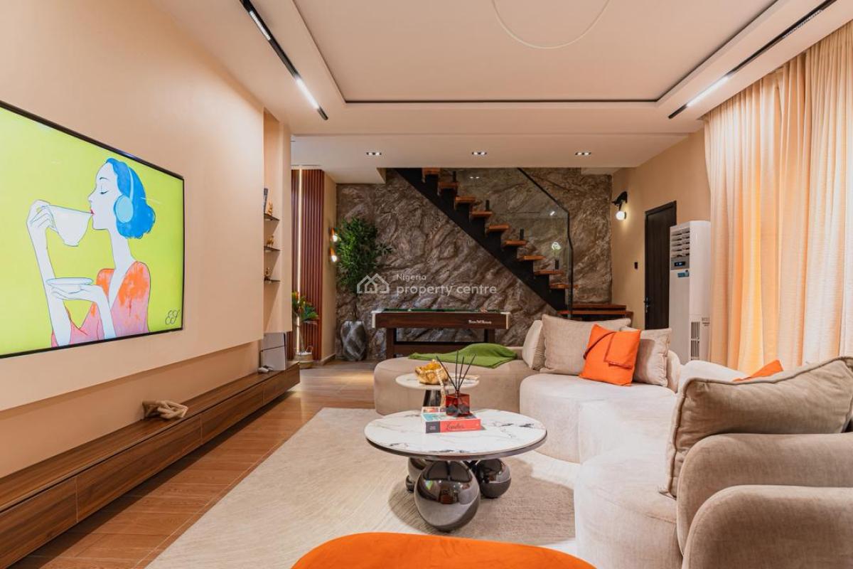 Luxury 2 Bedroom Apartment with Housekeeping and En-suite Rooms, Lekki Phase 1, Lekki, Lagos, Flat / Apartment Short Let