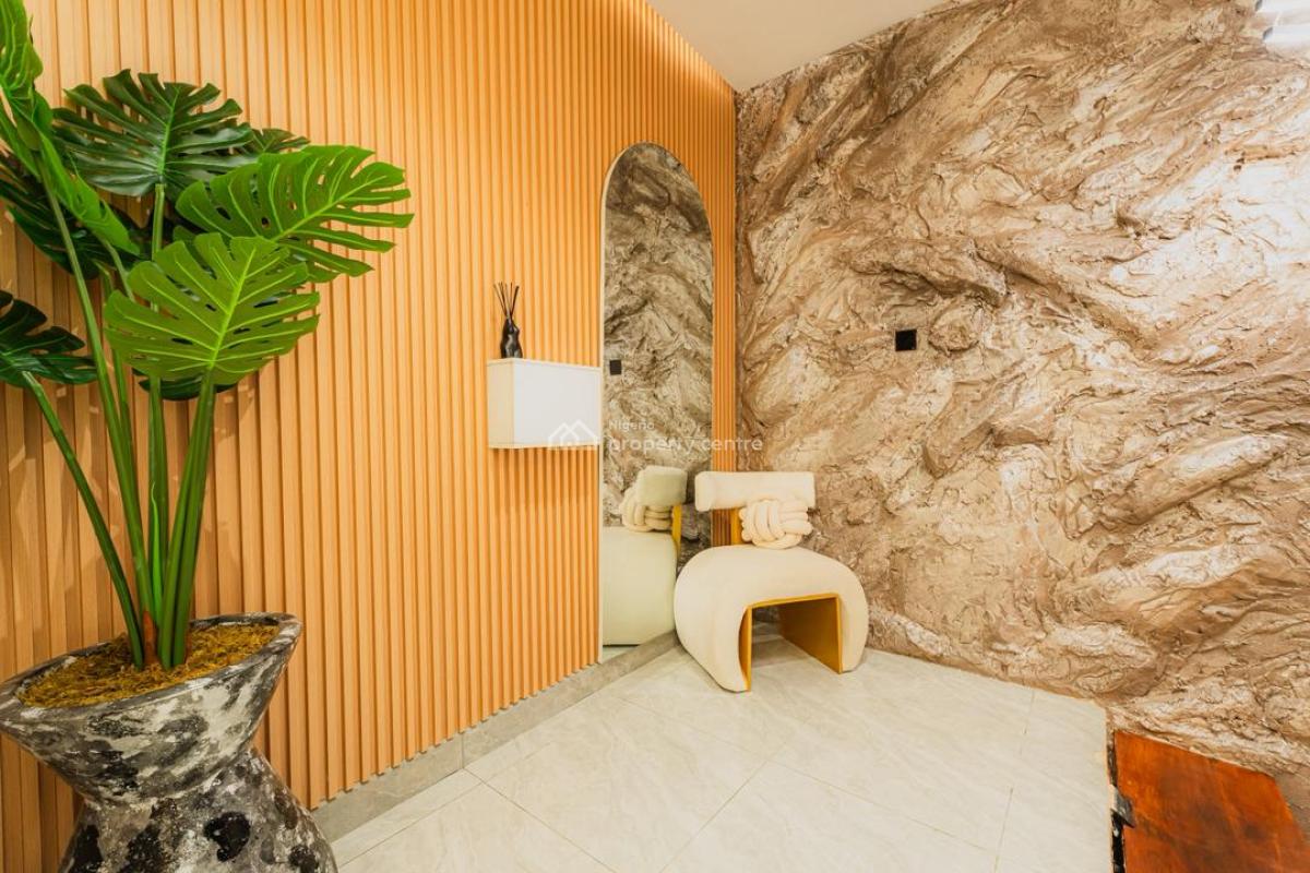 Luxury 2 Bedroom Apartment with Housekeeping and En-suite Rooms, Lekki Phase 1, Lekki, Lagos, Flat / Apartment Short Let