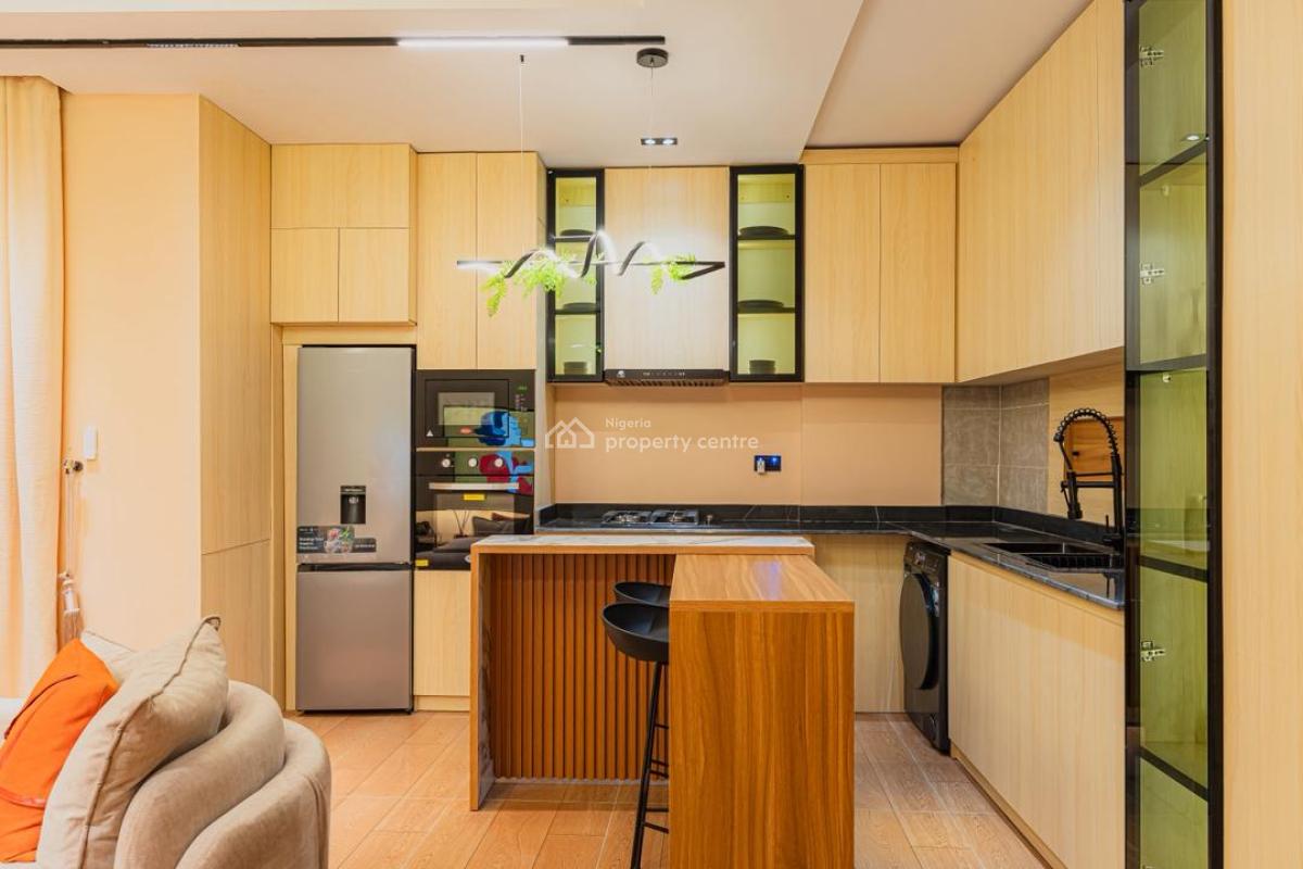 Luxury 2 Bedroom Apartment with Housekeeping and En-suite Rooms, Lekki Phase 1, Lekki, Lagos, Flat / Apartment Short Let