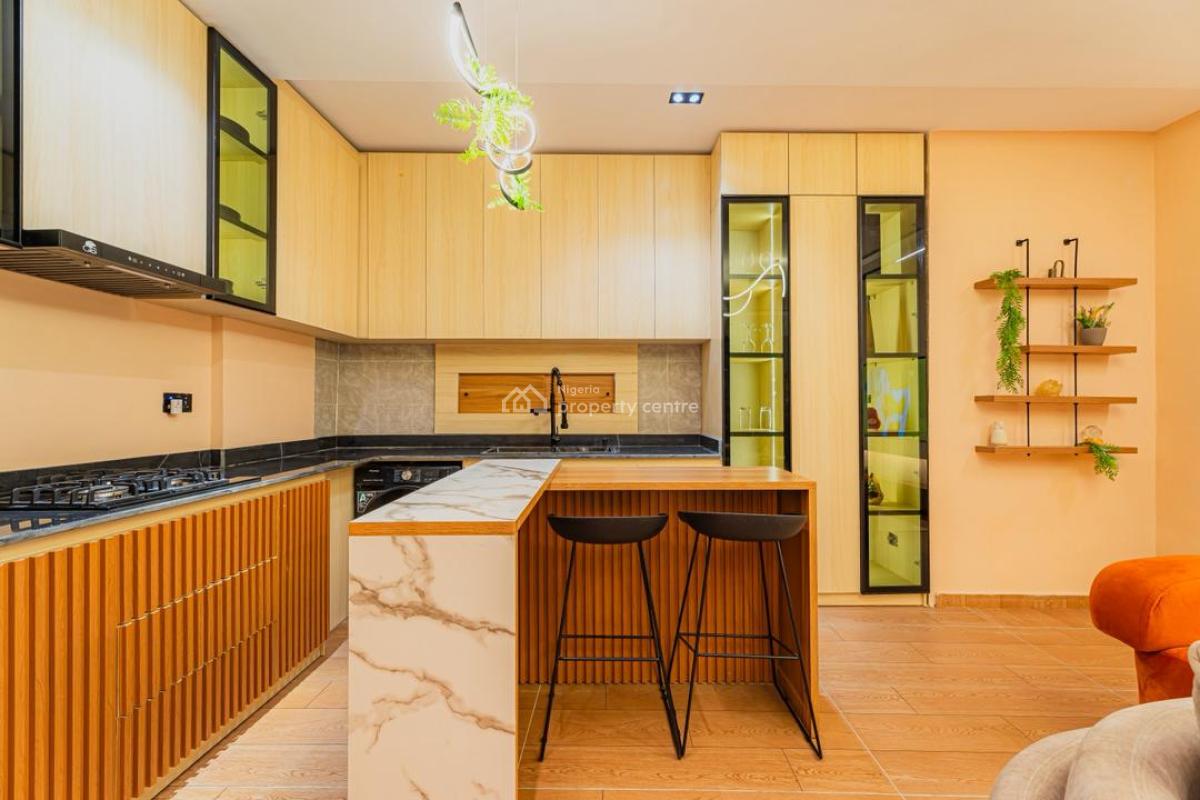 Luxury 2 Bedroom Apartment with Housekeeping and En-suite Rooms, Lekki Phase 1, Lekki, Lagos, Flat / Apartment Short Let