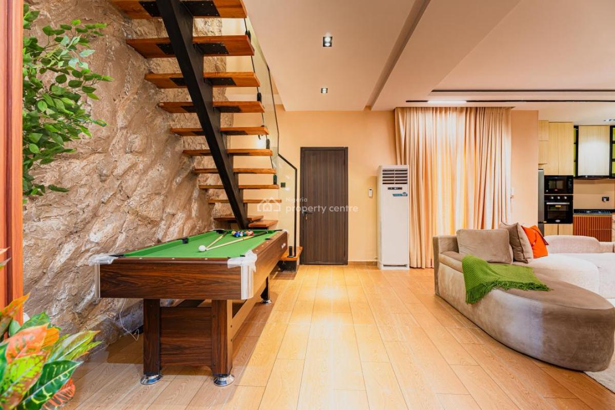 Luxury 2 Bedroom Apartment with Housekeeping and En-suite Rooms, Lekki Phase 1, Lekki, Lagos, Flat / Apartment Short Let