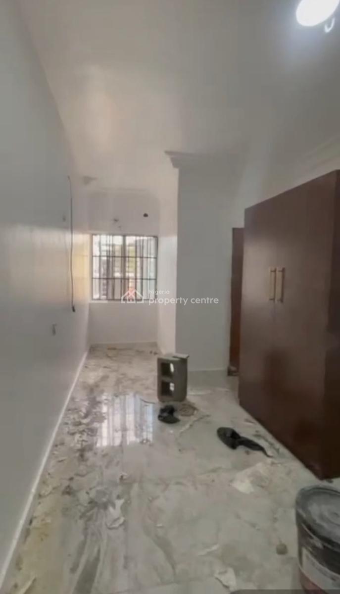 Well Renovated 2 Bedroom Flat Apartment, Chevron Alternative Route, Lekki, Lagos, Flat / Apartment for Rent
