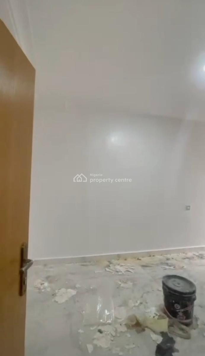 Well Renovated 2 Bedroom Flat Apartment, Chevron Alternative Route, Lekki, Lagos, Flat / Apartment for Rent