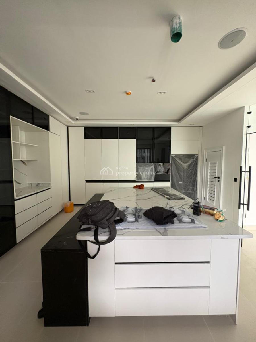 5 Bedroom Semi-detached with Bq, Lekki, Lagos, Semi-detached Duplex for Sale