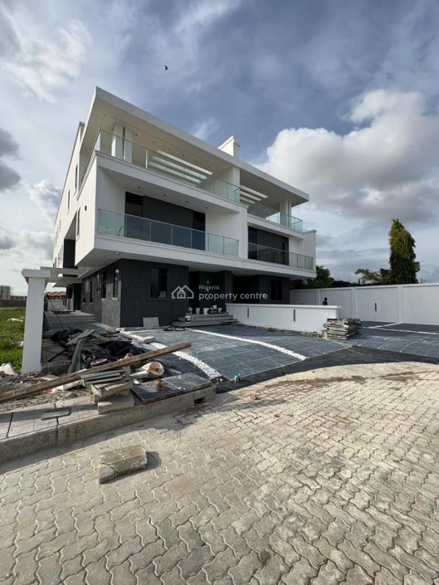 5 Bedroom Semi-detached with Bq, Lekki, Lagos, Semi-detached Duplex for Sale