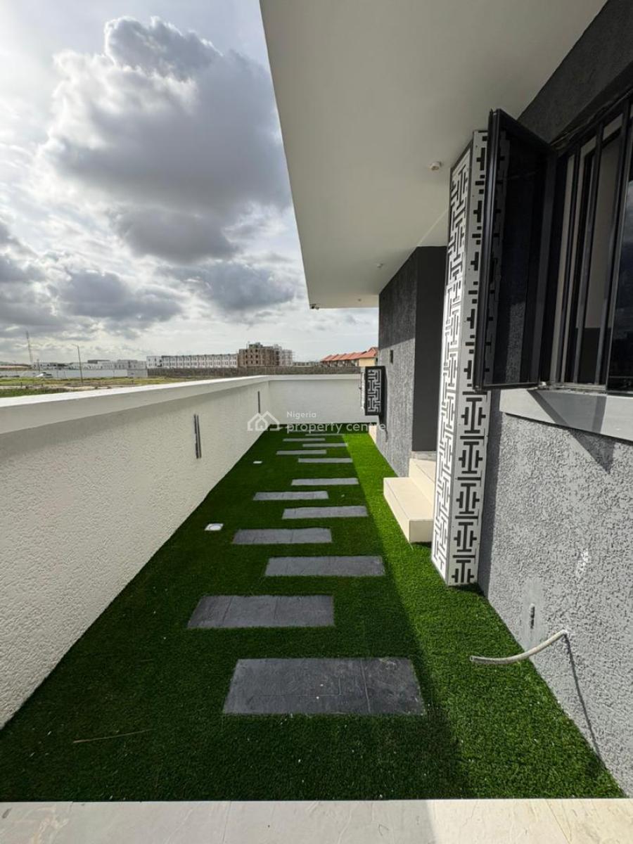 5 Bedroom Semi-detached with Bq, Lekki, Lagos, Semi-detached Duplex for Sale