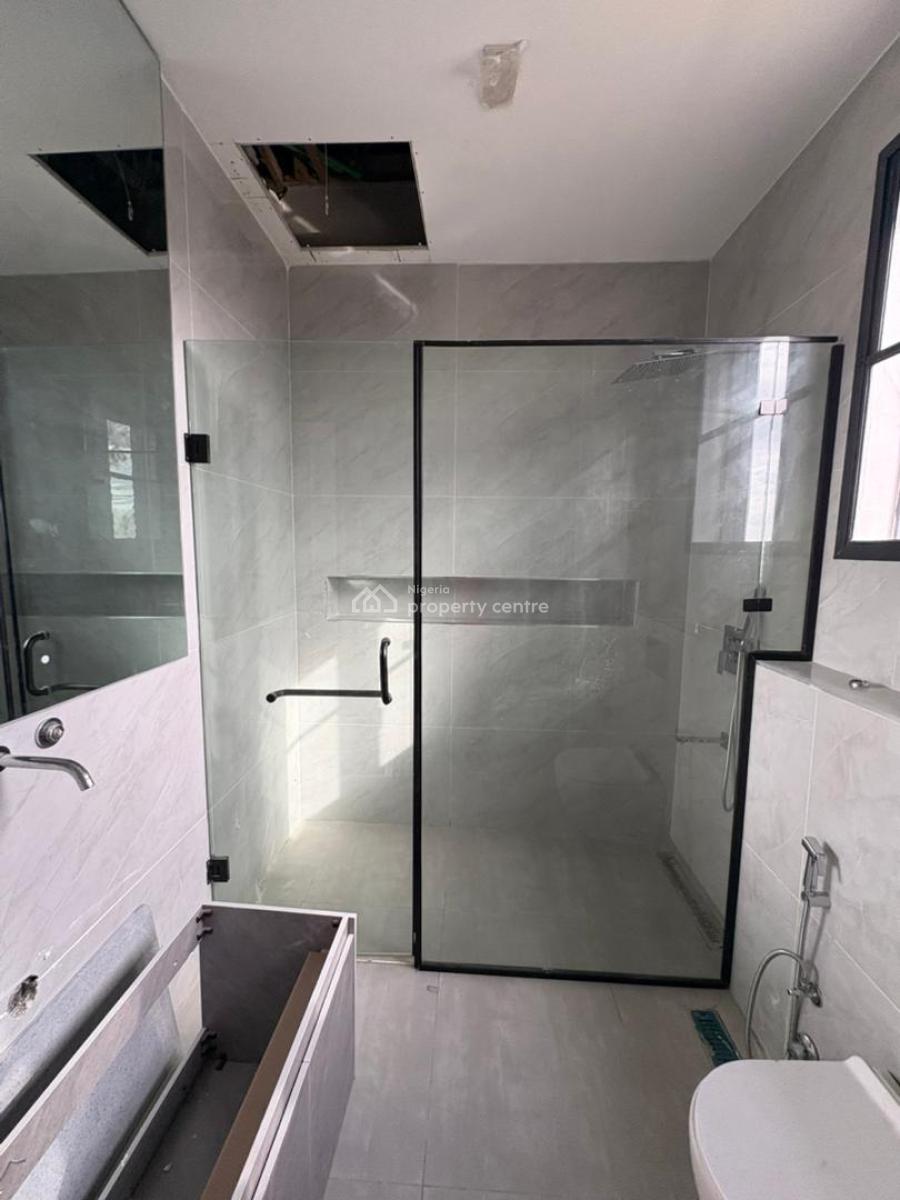 5 Bedroom Semi-detached with Bq, Lekki, Lagos, Semi-detached Duplex for Sale