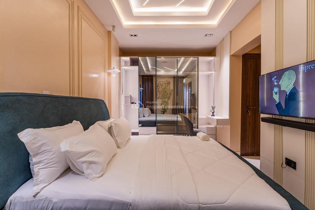 Luxury 2 Bedroom Apartment with Housekeeping and Indoor, Alexa,starlink,elevator,ps5 ,automated Curtains, Lekki Phase 1, Lekki, Lagos, Flat / Apartment Short Let