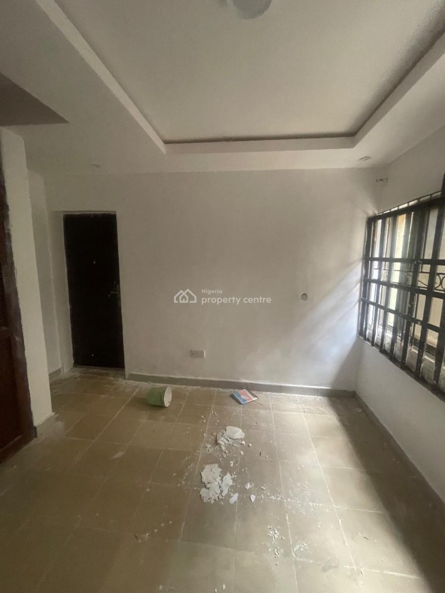 Spacious 3 Bedroom Apartment, in a Secured Estate, Gbagada, Lagos, Flat / Apartment for Rent