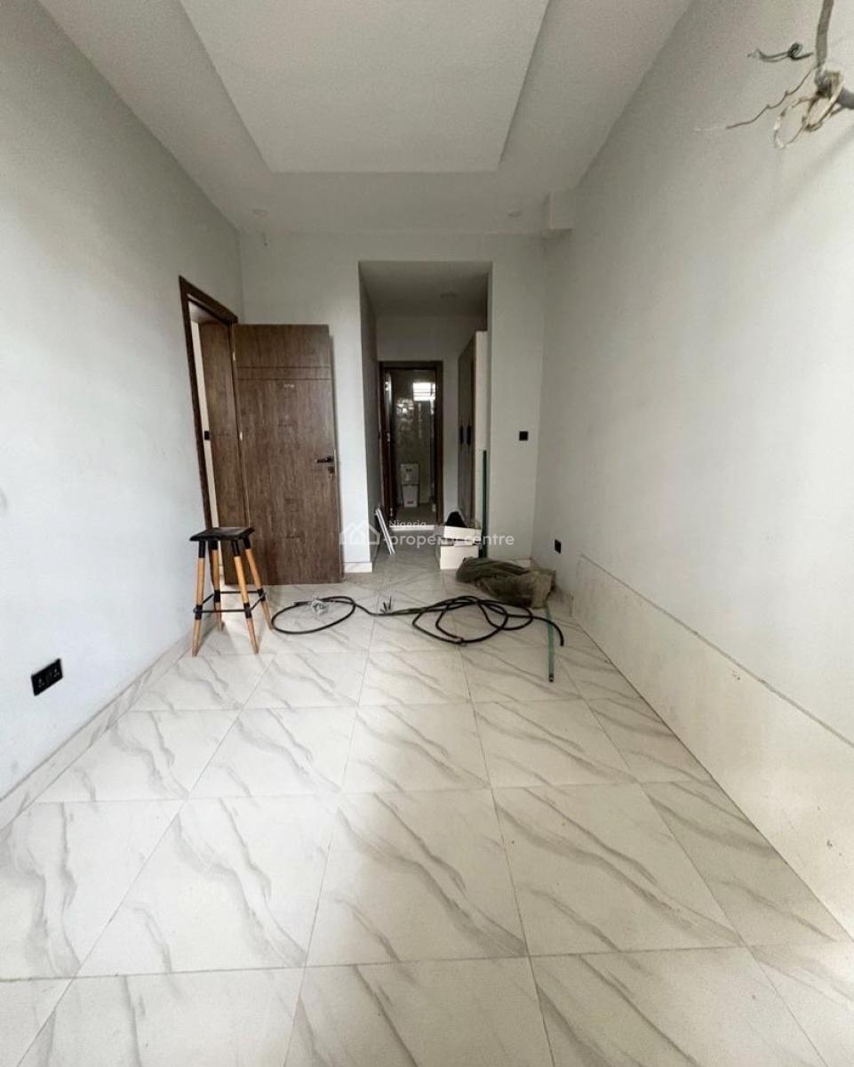 Serviced 2 Bedroom Apartment with Gym and Pool, 2 Bedroom Apartment in a Secured Estate, Ikate, Lekki, Lagos, Flat / Apartment for Rent