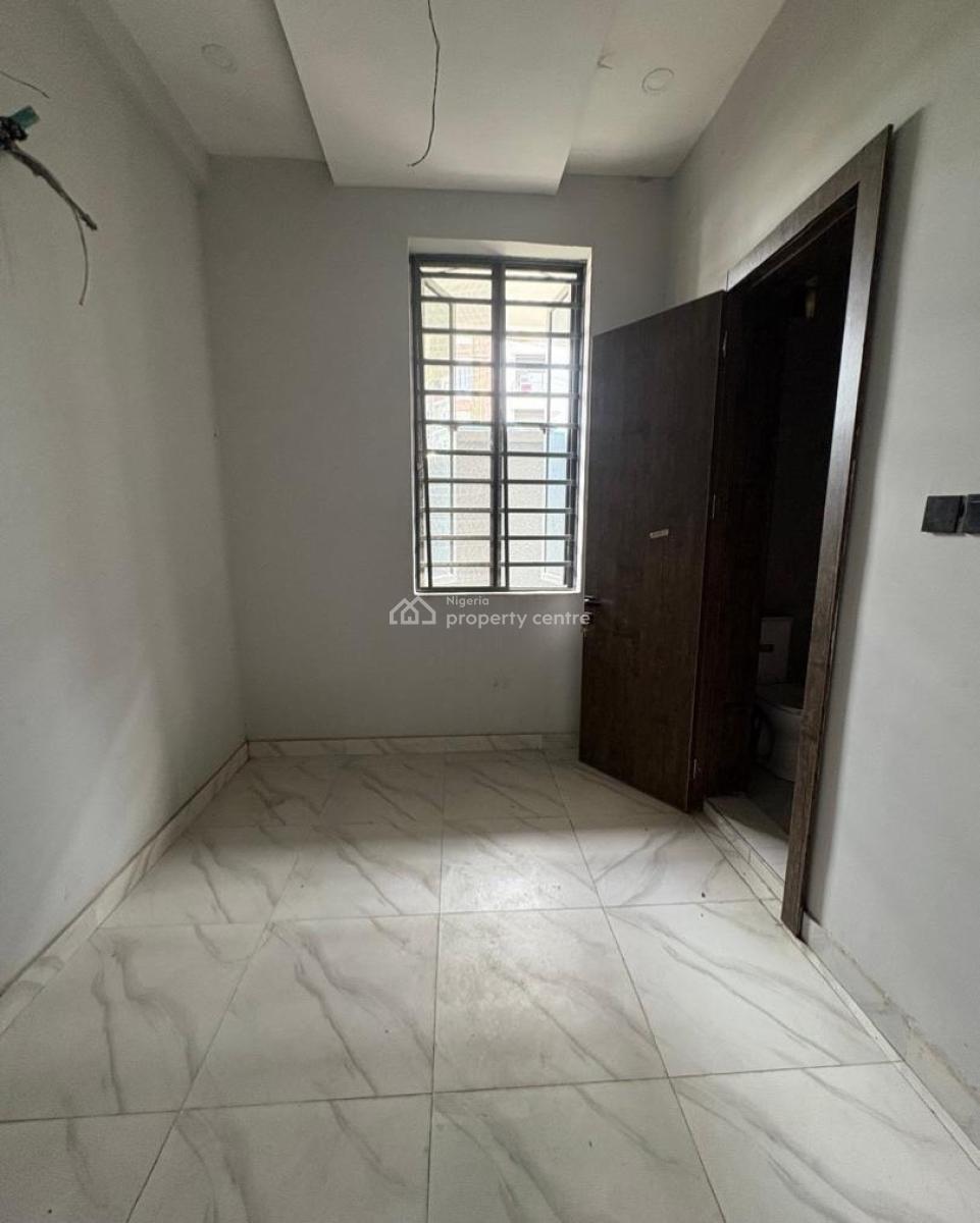 Serviced 2 Bedroom Apartment with Gym and Pool, 2 Bedroom Apartment in a Secured Estate, Ikate, Lekki, Lagos, Flat / Apartment for Rent