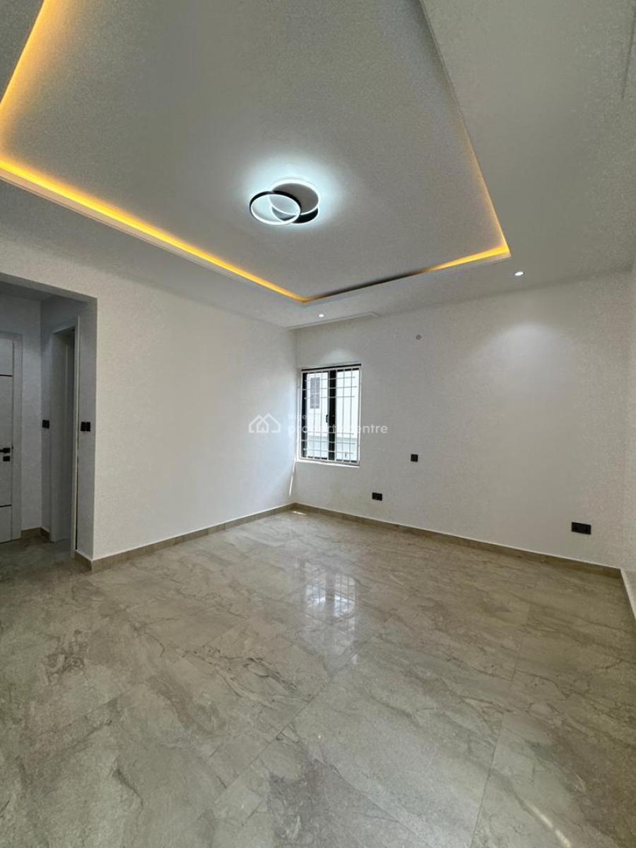 Stunning Spacious 5 Bedroom Fully Detached + Pool, Gym & Cinema, Lekki Phase 1, Lekki, Lagos, Detached Duplex for Sale