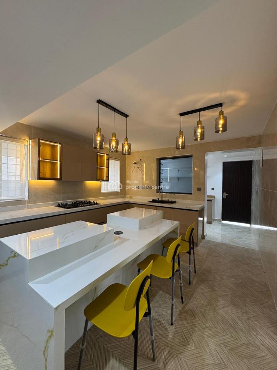 Stunning Spacious 5 Bedroom Fully Detached + Pool, Gym & Cinema, Lekki Phase 1, Lekki, Lagos, Detached Duplex for Sale
