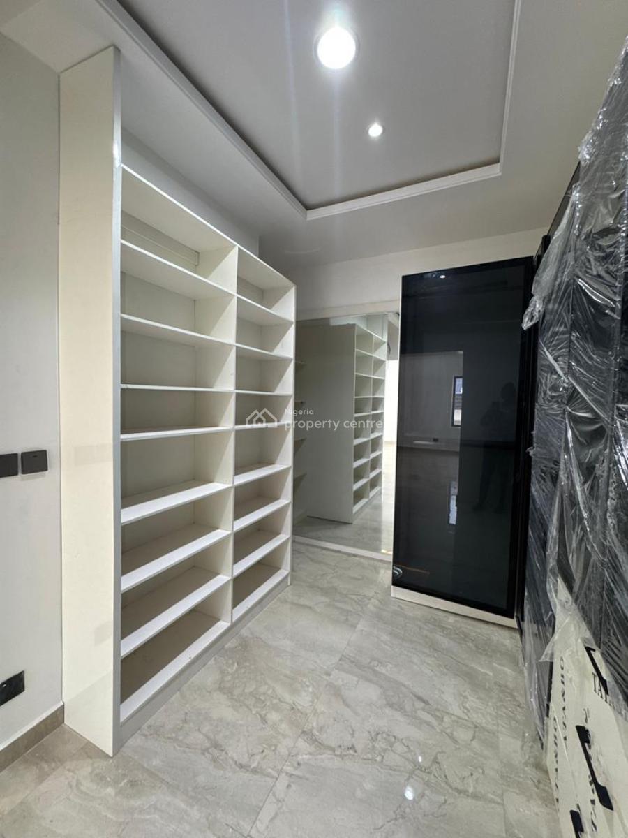 Stunning Spacious 5 Bedroom Fully Detached + Pool, Gym & Cinema, Lekki Phase 1, Lekki, Lagos, Detached Duplex for Sale