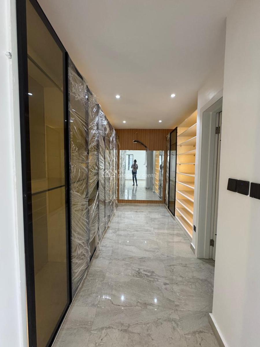 Stunning Spacious 5 Bedroom Fully Detached + Pool, Gym & Cinema, Lekki Phase 1, Lekki, Lagos, Detached Duplex for Sale