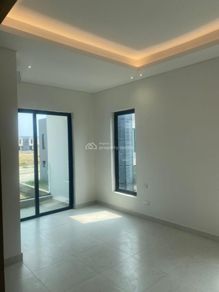 Luxury 4 Bedroom Semi Detached Duplex, Maiyegun Beach Estate, Jakande, Lekki, Lagos, Semi-detached Duplex for Rent