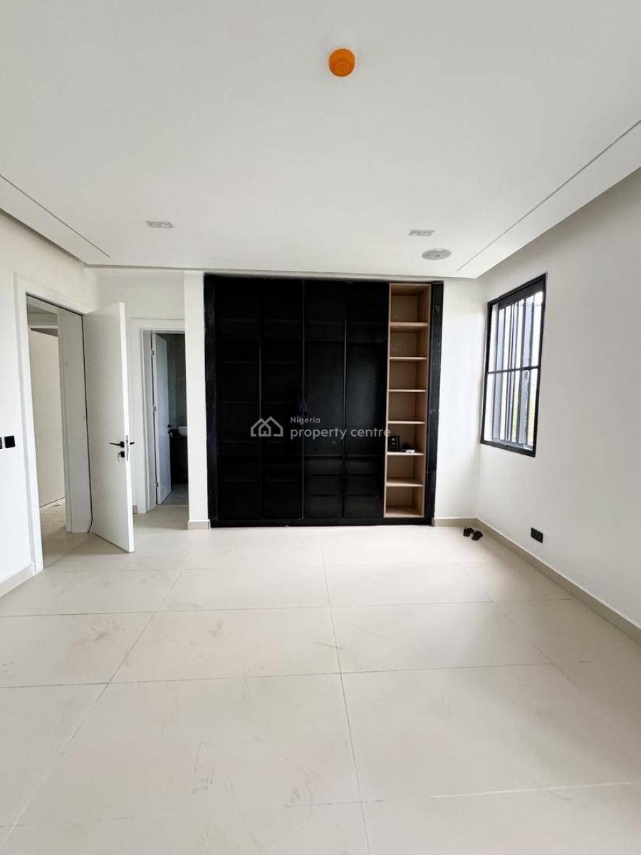 Elegant Spacious 5bedroom Semi Detached +gym &pool in a Secure Estate, Ikate, Lekki, Lagos, Semi-detached Duplex for Sale