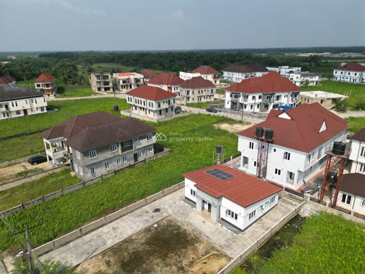 Ready-to-build Land in Developed Area, Amity Estate, Sangotedo, Ajah, Lagos, Residential Land for Sale
