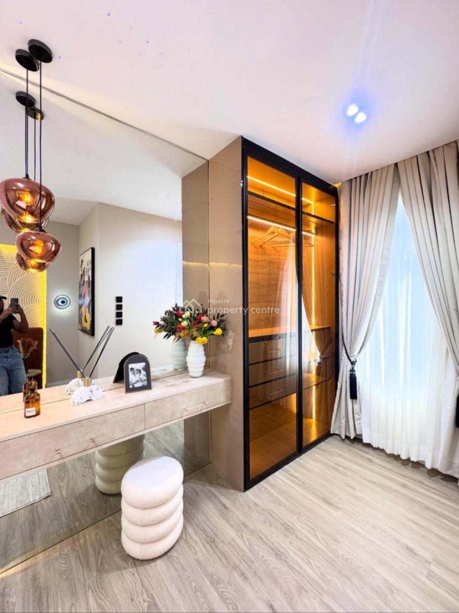 Newly Built 2 Bedroom Apartment, Ikate, Lekki, Lagos, Block of Flats for Sale