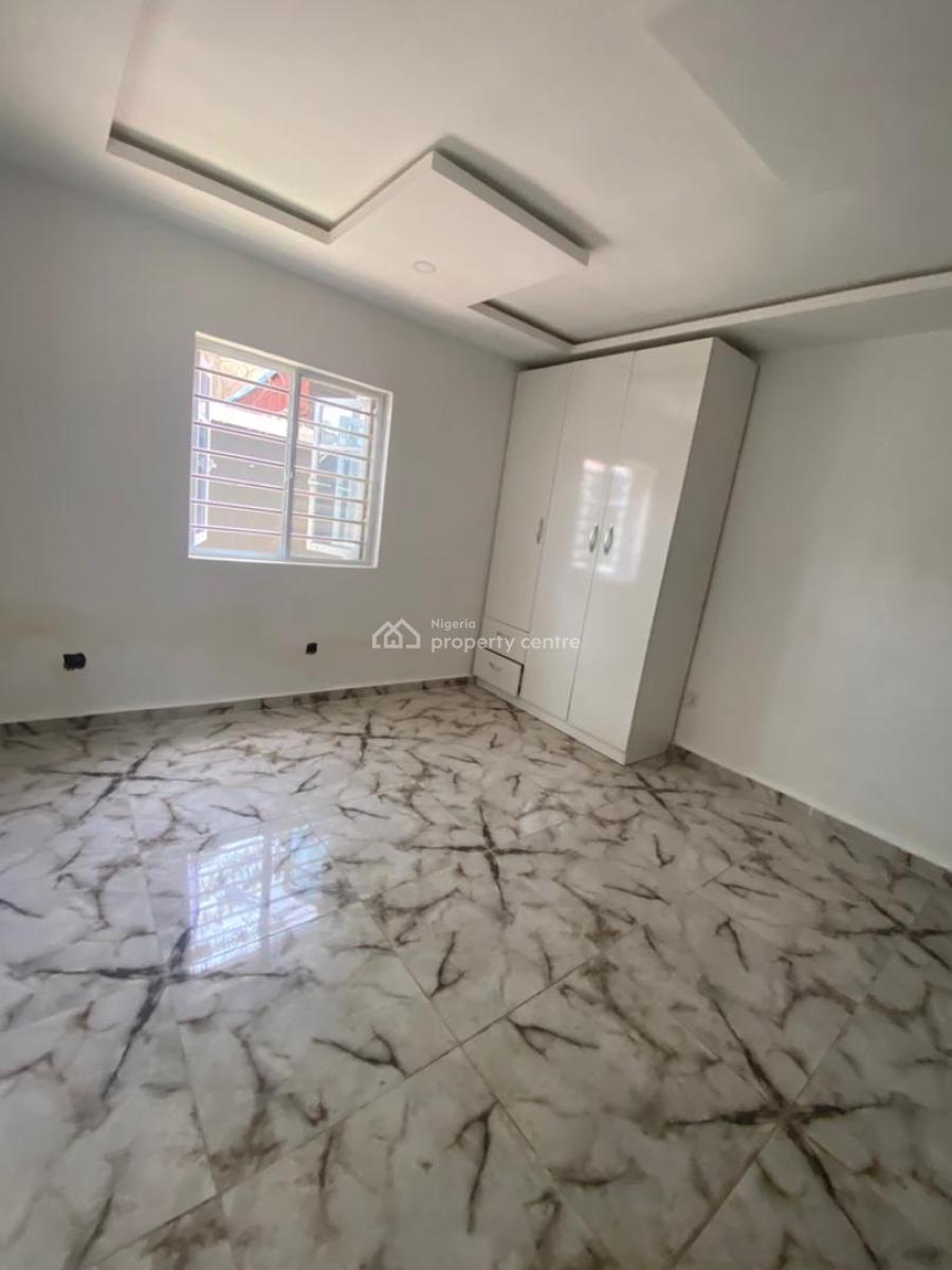Downstairs 2 Bedroom Apartment, Treasure Estate, Sangotedo, Ajah, Lagos, Flat / Apartment for Rent