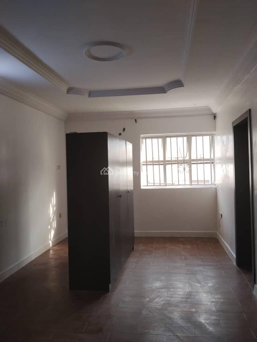 a Supersized Studio Apartment, Rahman Adeboyejo Central Lekki Estate, Lekki Phase 1, Lekki, Lagos, Self Contain (single Rooms) for Rent