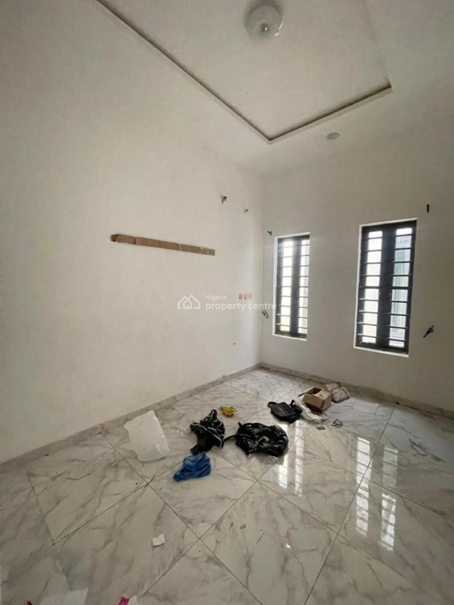 Distress 4bedroom Fully  Detached Duplex, Orchid, Lekki, Lagos, Detached Duplex for Sale