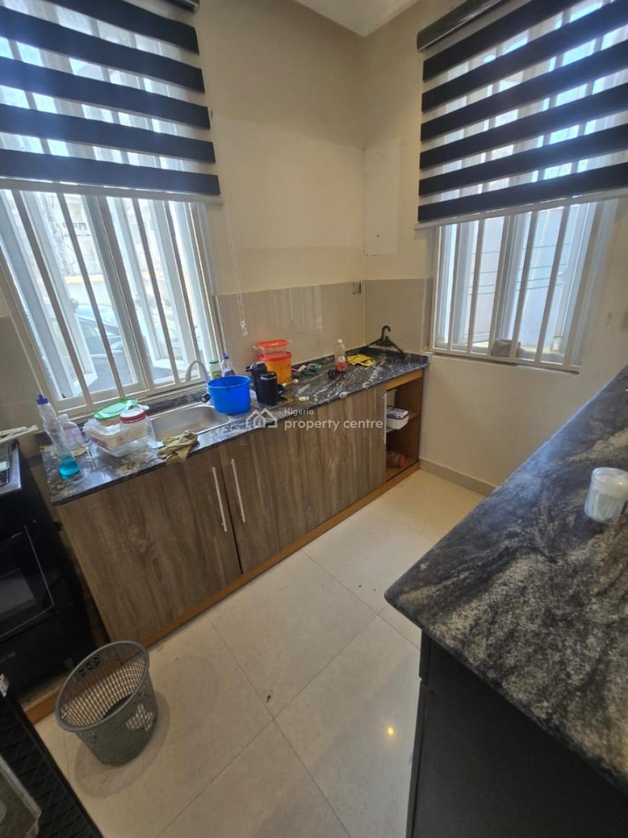 Spacious One Bedroom Flat, Off Freedom Way, Lekki Phase 1, Lekki, Lagos, Mini Flat (room and Parlour) for Rent