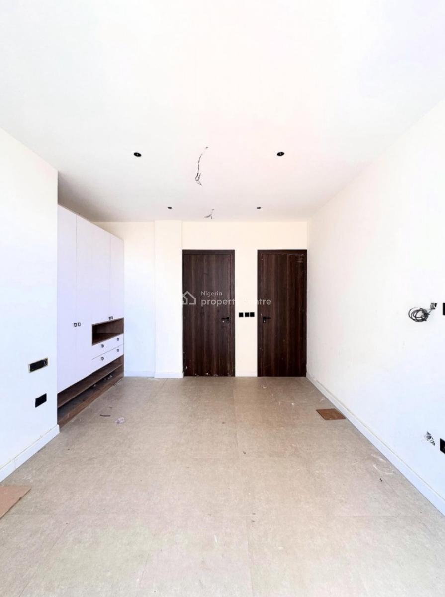 Newly Built 2 Bedroom Apartment, Ikate, Lekki, Lagos, Block of Flats for Sale