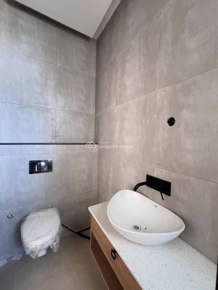 Newly Built 2 Bedroom Apartment, Ikate, Lekki, Lagos, Block of Flats for Sale