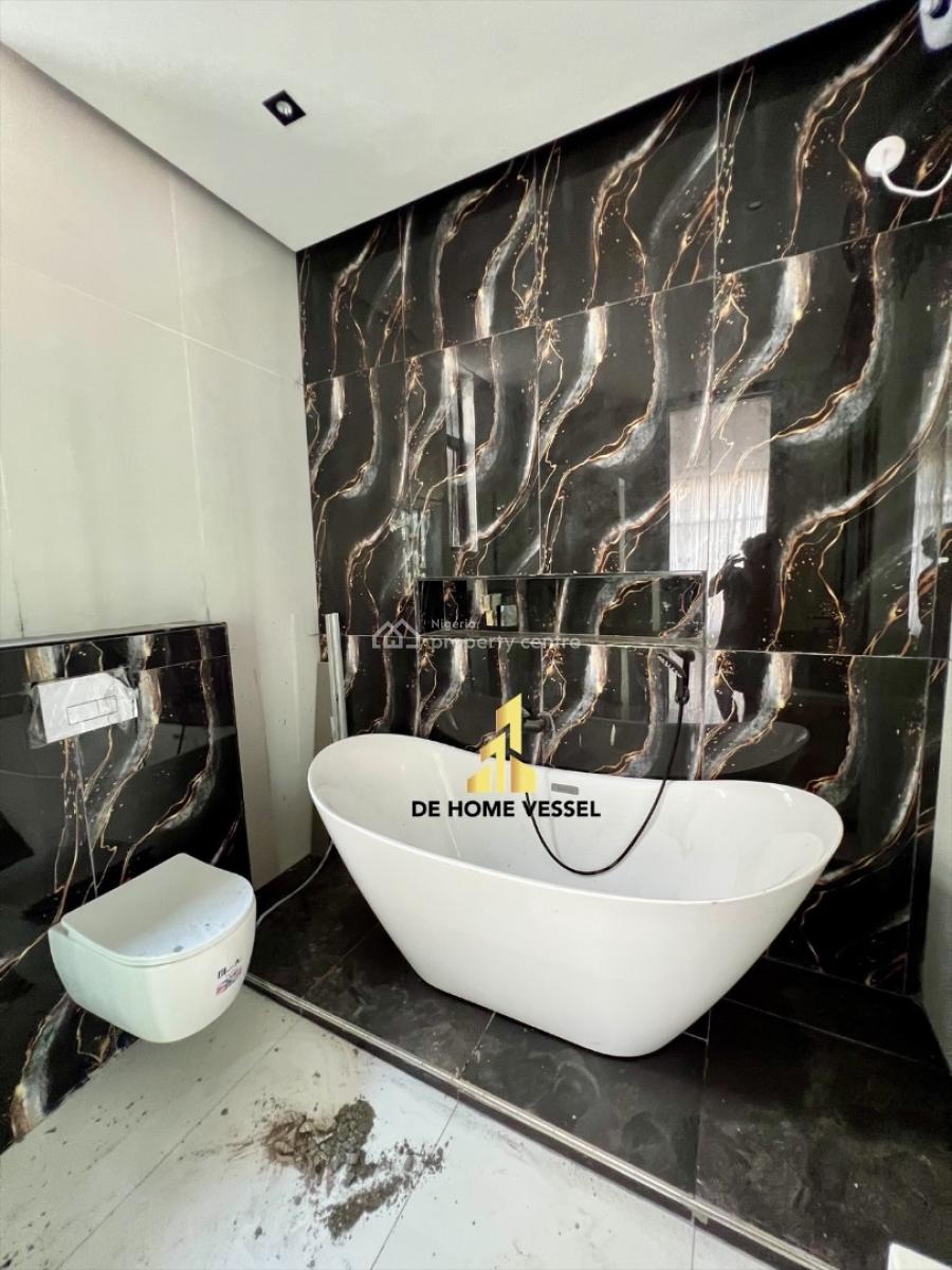 Decently Built 5 Bed Luxury Fully Detached Home, Chevron, Lekki, Lagos, Detached Duplex for Sale