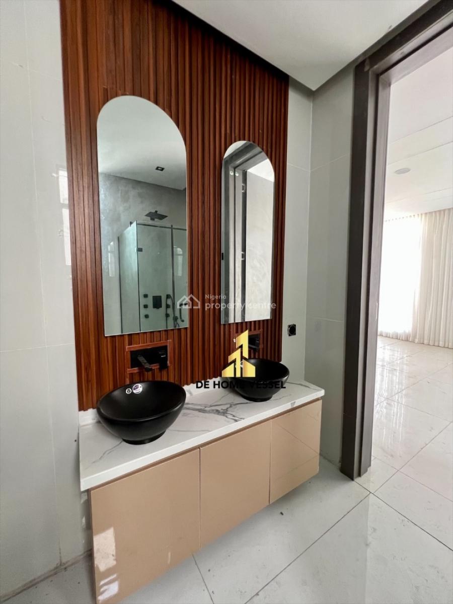 Decently Built 5 Bed Luxury Fully Detached Home, Chevron, Lekki, Lagos, Detached Duplex for Sale