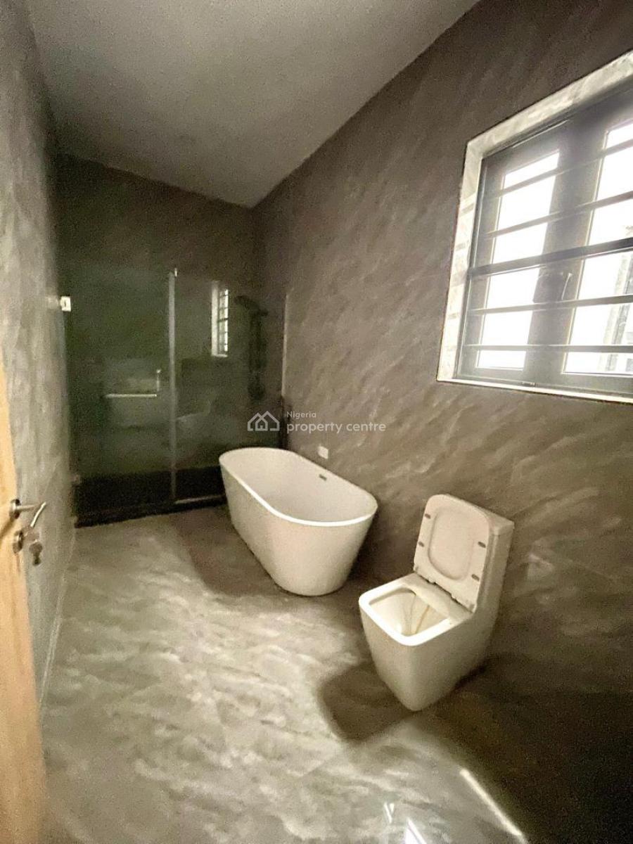 Modestly Finished 5bedroom Detached Duplex, Ologolo, Lekki, Lagos, Detached Duplex for Sale