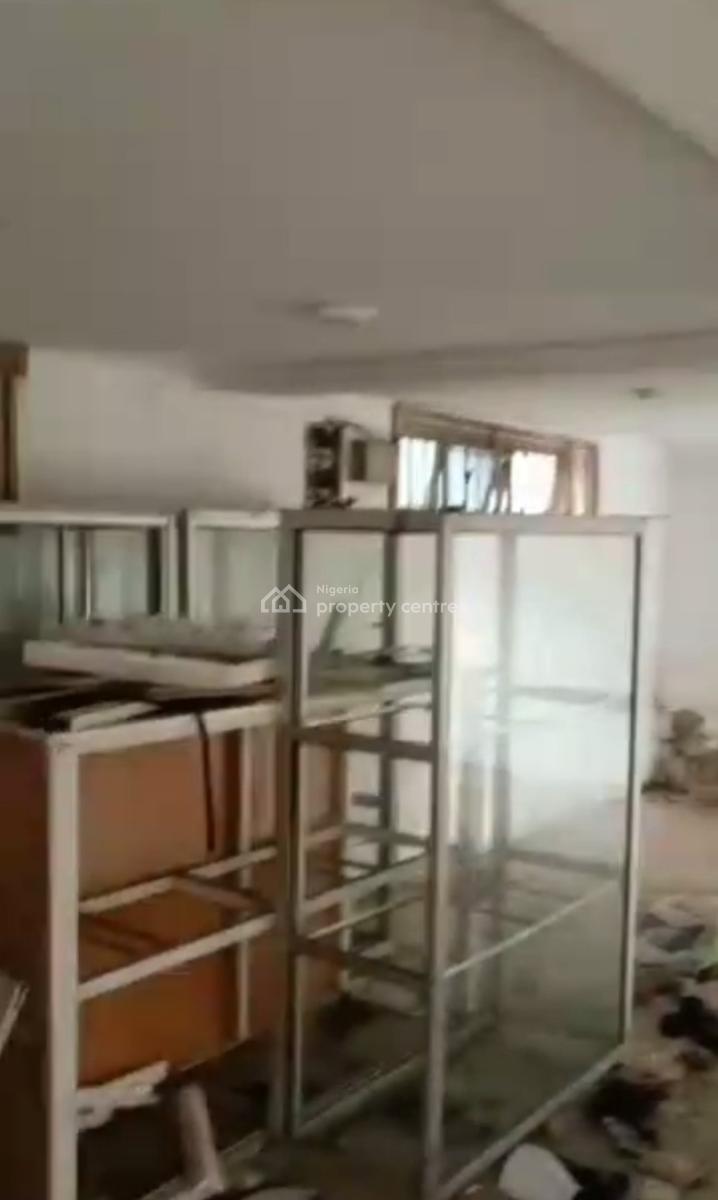 Exraordinary Massively Spacious Double Shop Space, Okeira, Ogba, Ikeja, Lagos, Shop for Rent