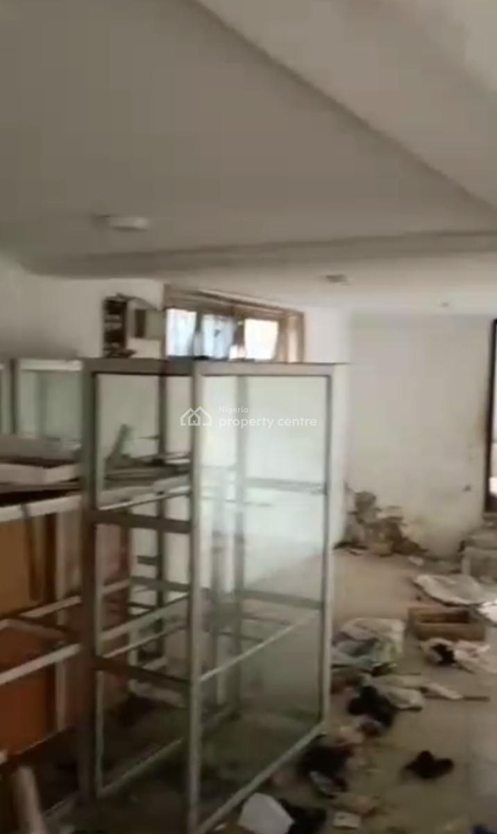 Exraordinary Massively Spacious Double Shop Space, Okeira, Ogba, Ikeja, Lagos, Shop for Rent