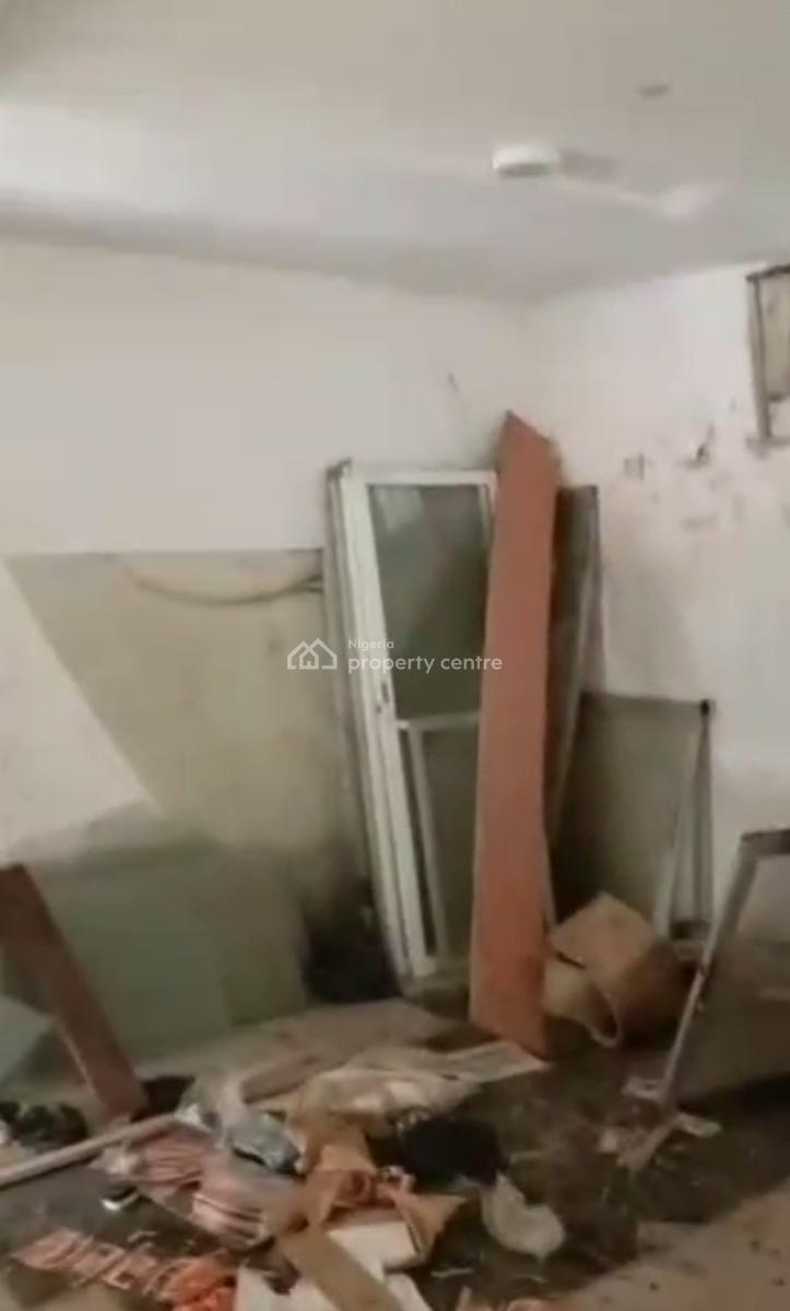Exraordinary Massively Spacious Double Shop Space, Okeira, Ogba, Ikeja, Lagos, Shop for Rent