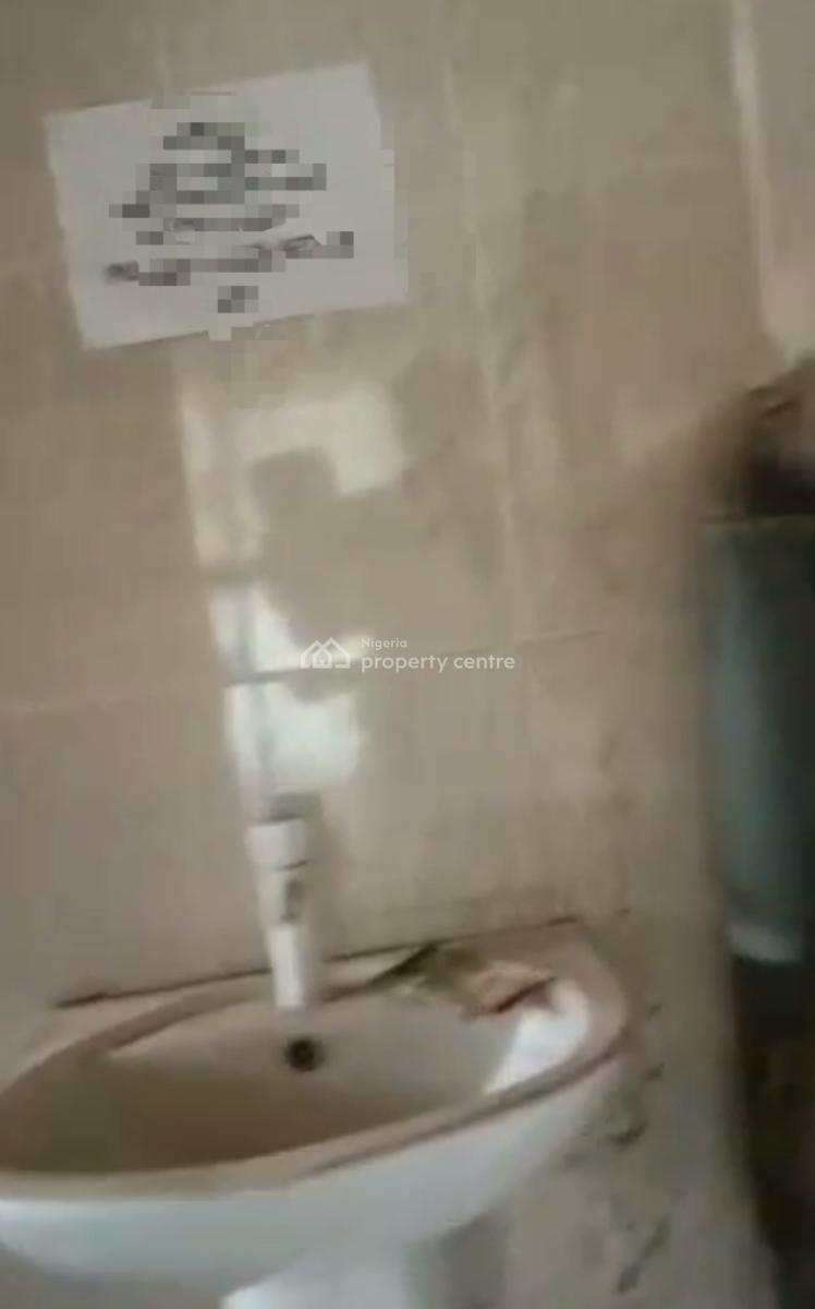 Exraordinary Massively Spacious Double Shop Space, Okeira, Ogba, Ikeja, Lagos, Shop for Rent