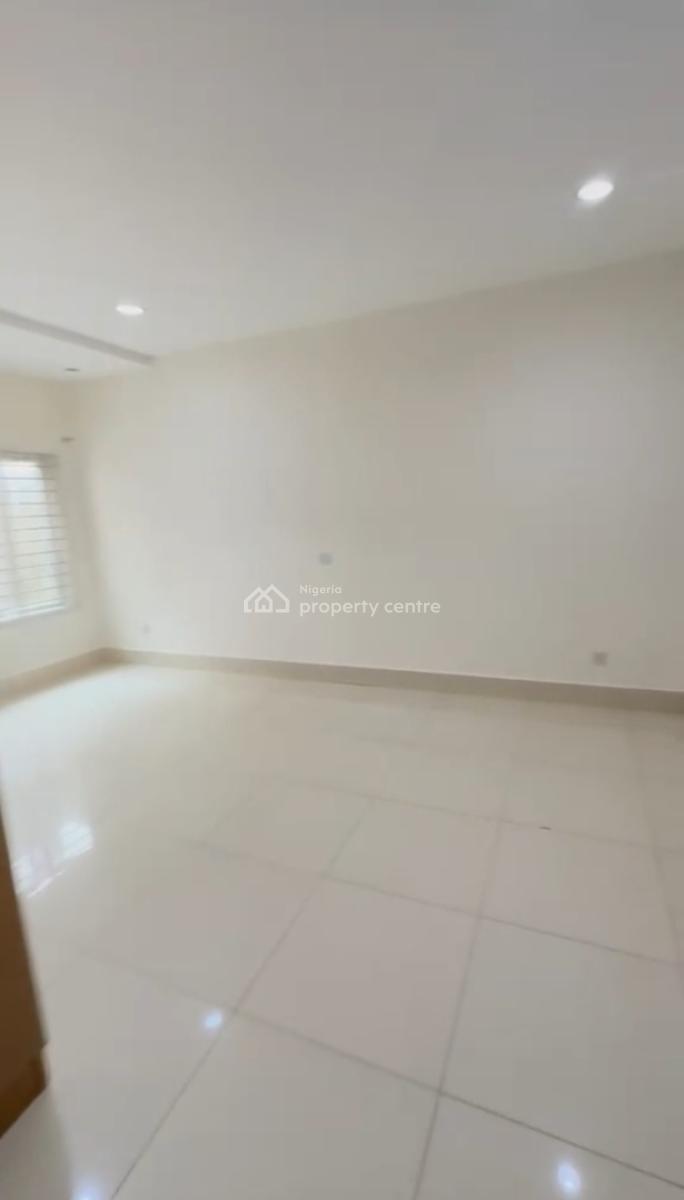 2 Units of Spacious and Clean 2 Bedroom Apartment (upstairs), Oniru, Victoria Island (vi), Lagos, Flat / Apartment for Rent