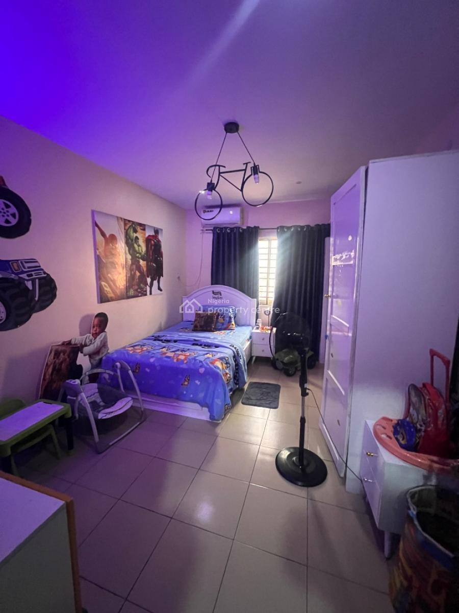 3 Bedroom Flat, Bode Thomas, Surulere, Lagos, Flat / Apartment for Rent