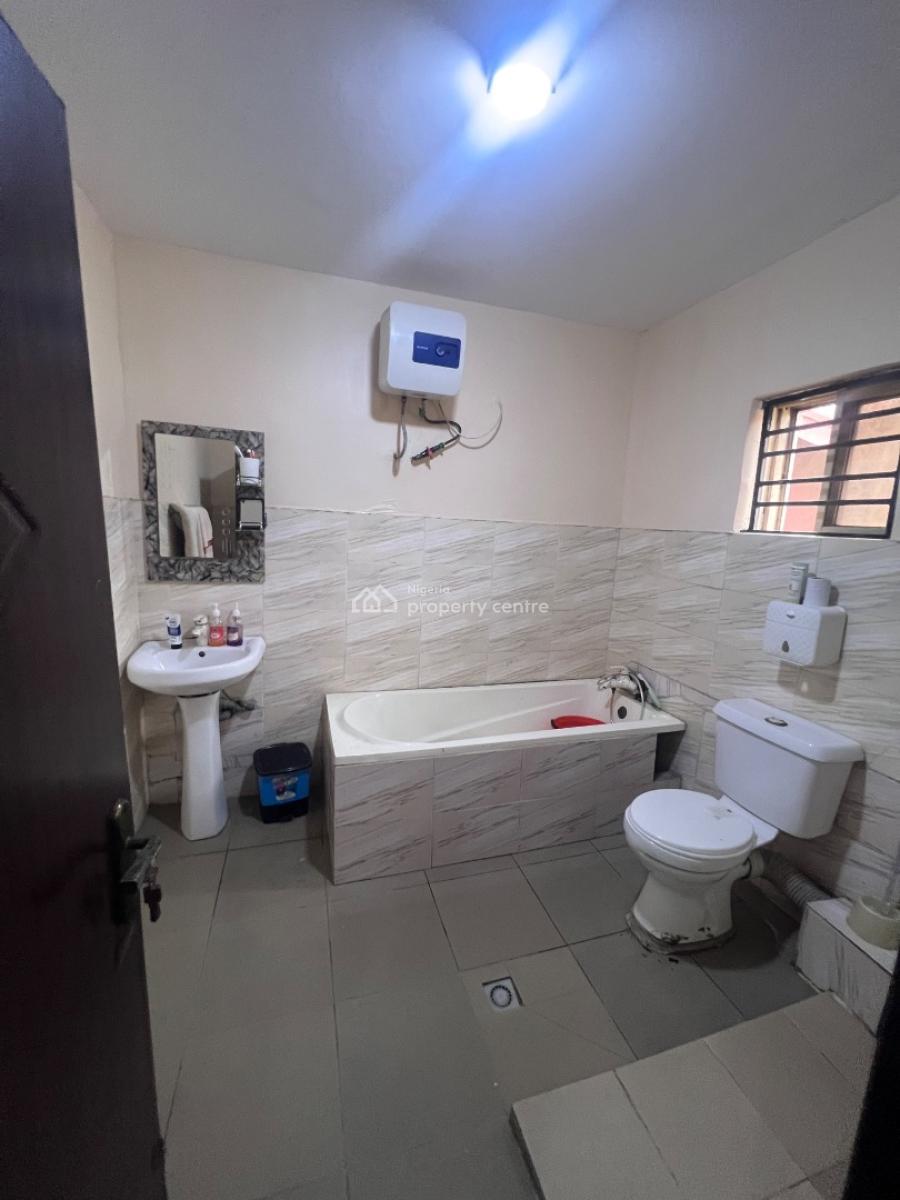 3 Bedroom Flat, Bode Thomas, Surulere, Lagos, Flat / Apartment for Rent