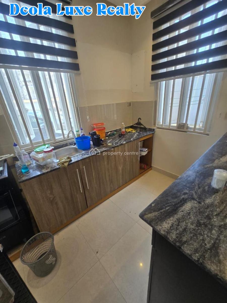 Just Out, Spacious One-bedroom Flat Apartment  Shower Cubicle, Off Freedom Way, Lekki Phase 1, Lekki, Lagos, Mini Flat (room and Parlour) for Rent